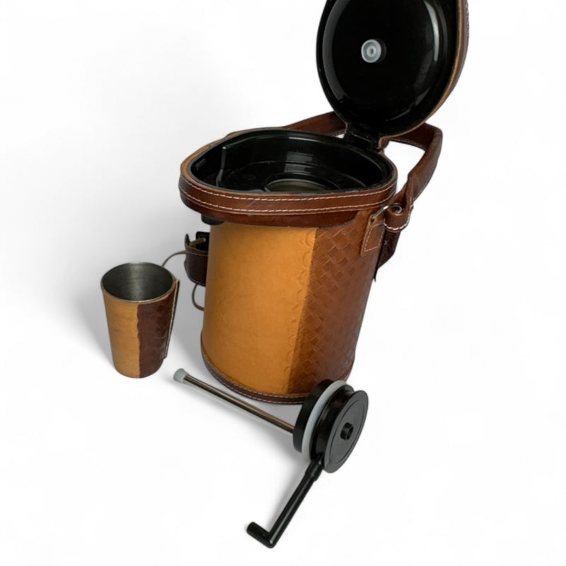 Garrafa Térmica de Inox Encapada em Couro 2,5L / 3L / 4L